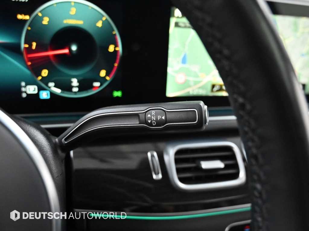 Mercedes Benz GLE Class - Vista 9