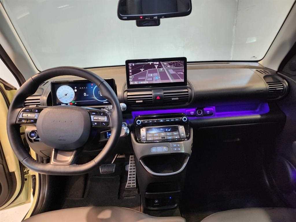 HYUNDAI Casper - Vista 8