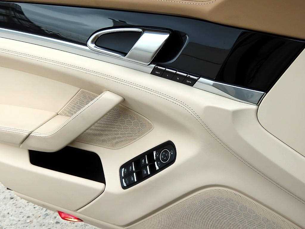 Porsche Panamera - Vista 11