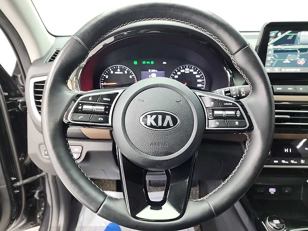 KIA Seltos - Vista 9