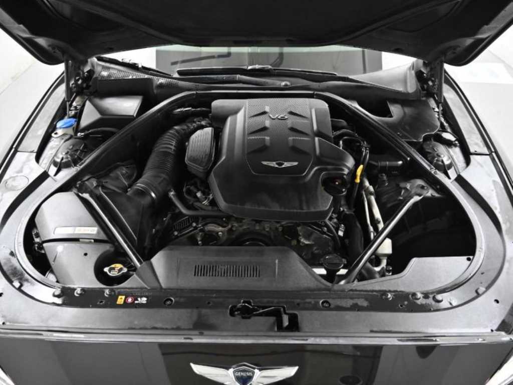 Genesis G80 - Vista 6