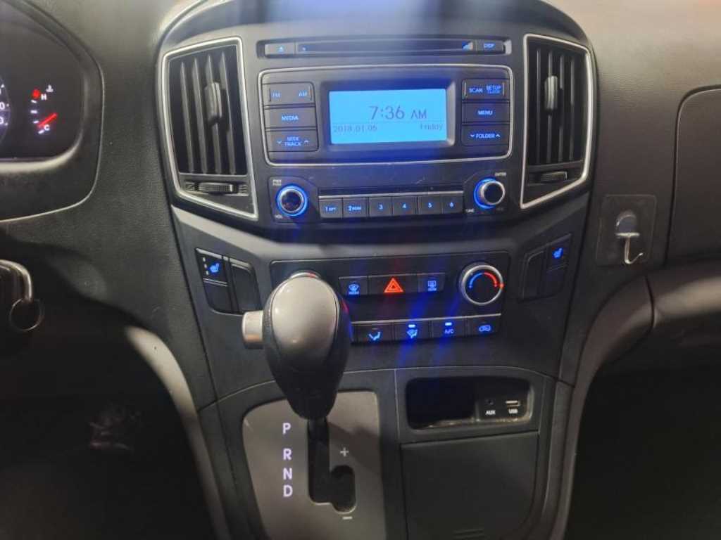 HYUNDAI Starex 2017 - Importación desde Corea - HF Imports Iquique - Foto 16