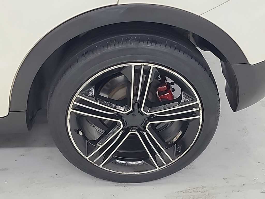 Ssangyong Tivoli 2015 Blanco - Importación desde Corea - HF Imports Iquique - Foto 20