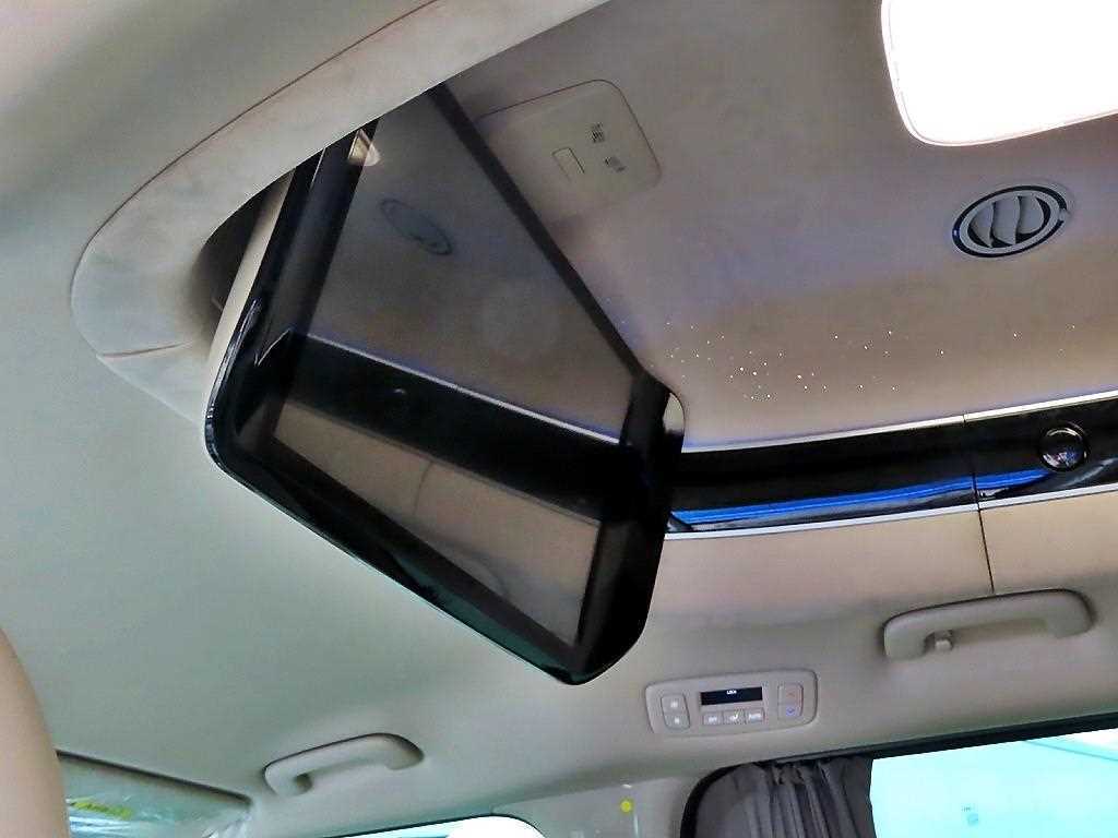 KIA Carnival 2024 Blanco - Importación desde Corea - HF Imports Iquique - Foto 16