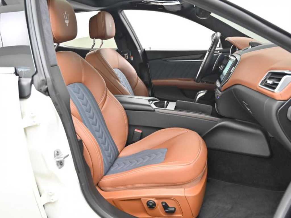 Maserati Ghibli - Vista 10