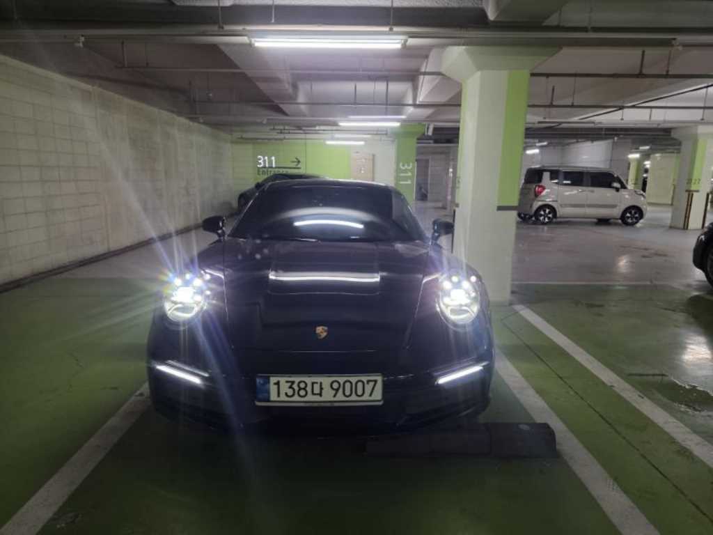 Porsche 911 2022 Negro - Importación desde Corea - HF Imports Iquique - Foto 1