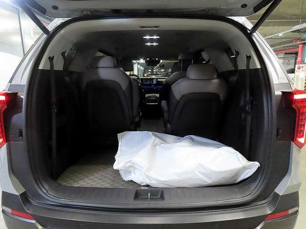 KIA Carnival 2024 Gris - Importación desde Corea - HF Imports Iquique - Foto 16