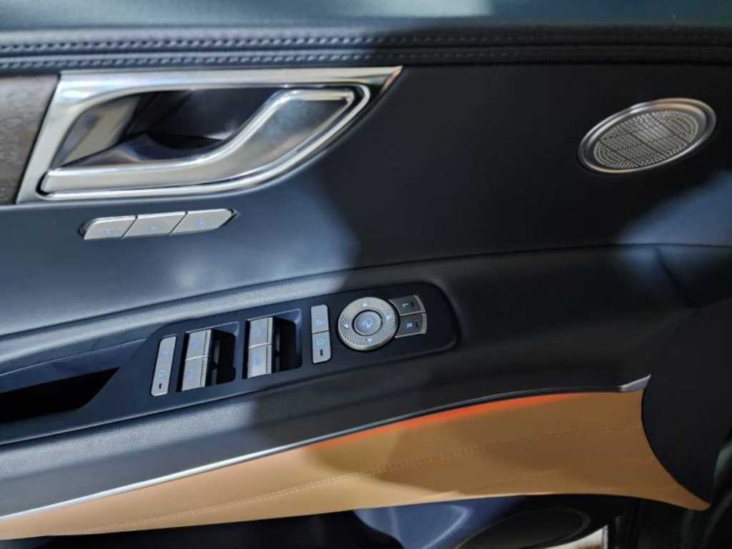 Genesis GV80 - Vista 12