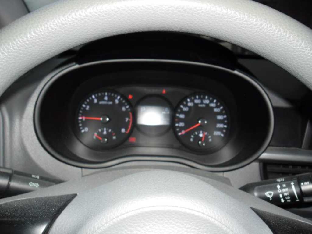 KIA Morning - Vista 5