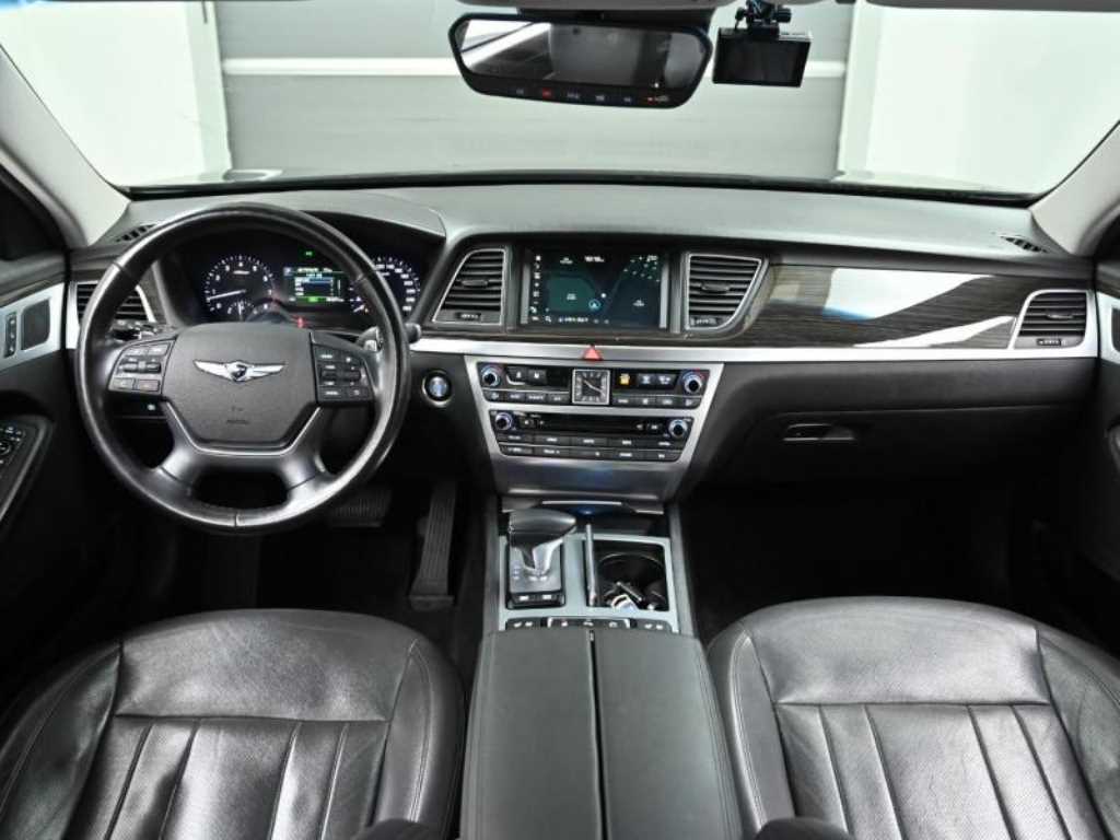Genesis G80 - Vista 7