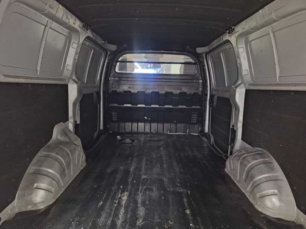 HYUNDAI Starex - Vista 7