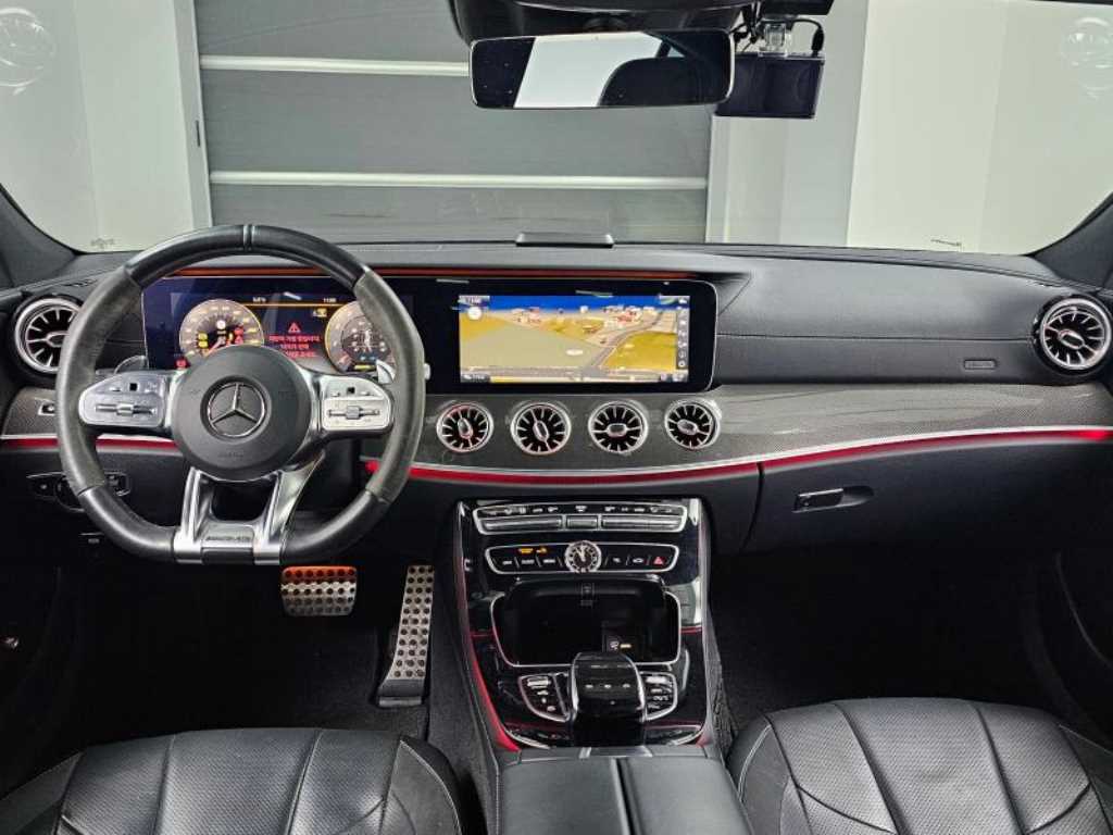 Mercedes Benz CLS Class - Vista 7