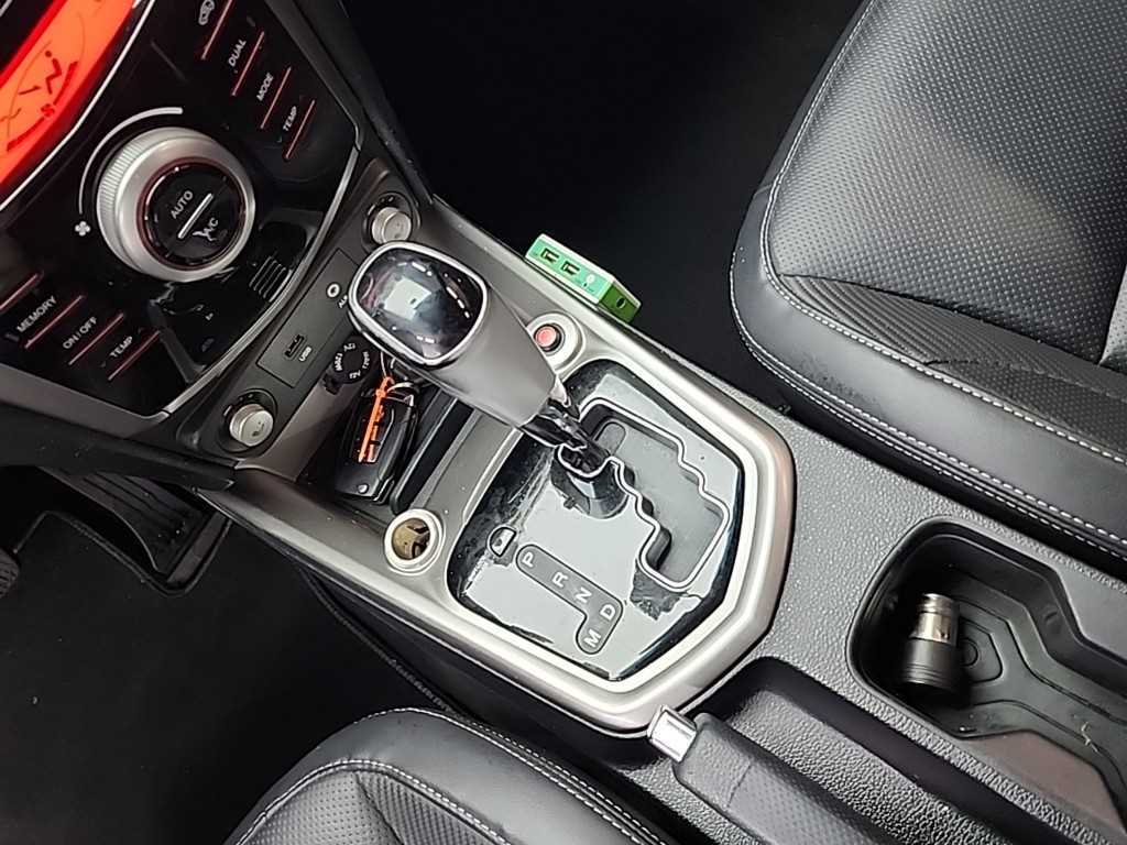 Ssangyong Tivoli - Vista 8