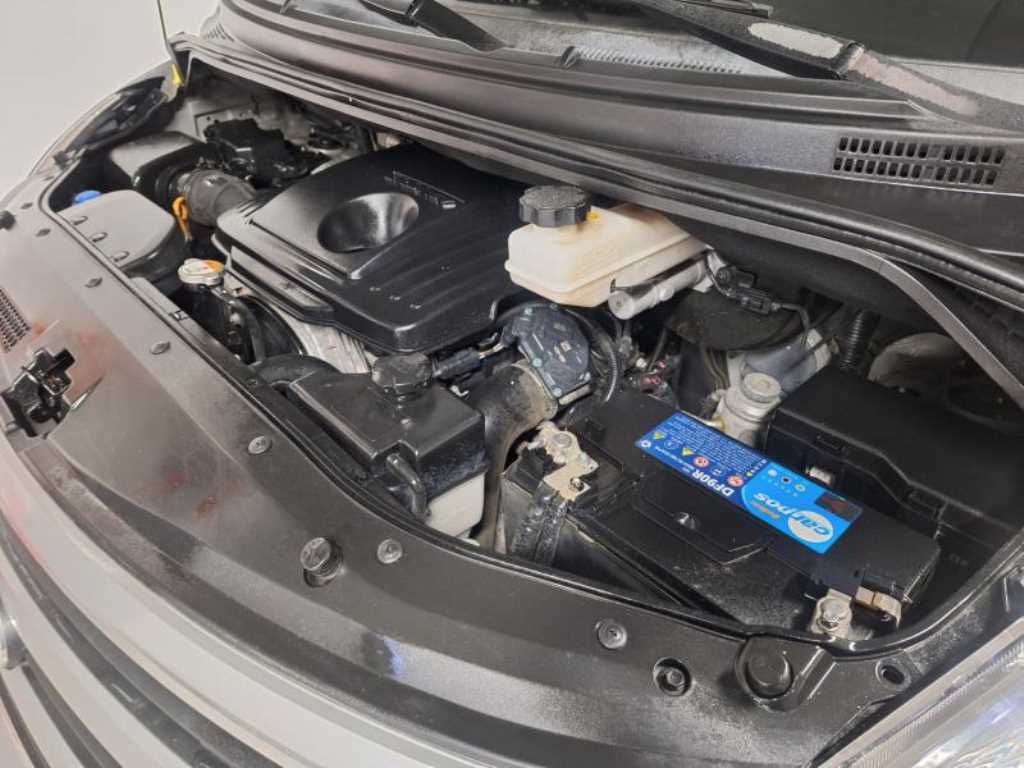 HYUNDAI Starex 2017 - Importación desde Corea - HF Imports Iquique - Foto 18