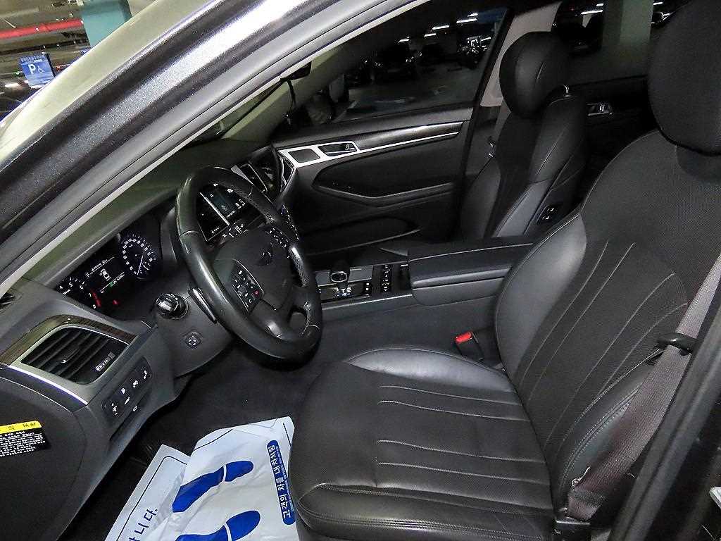 Genesis G80 - Vista 6