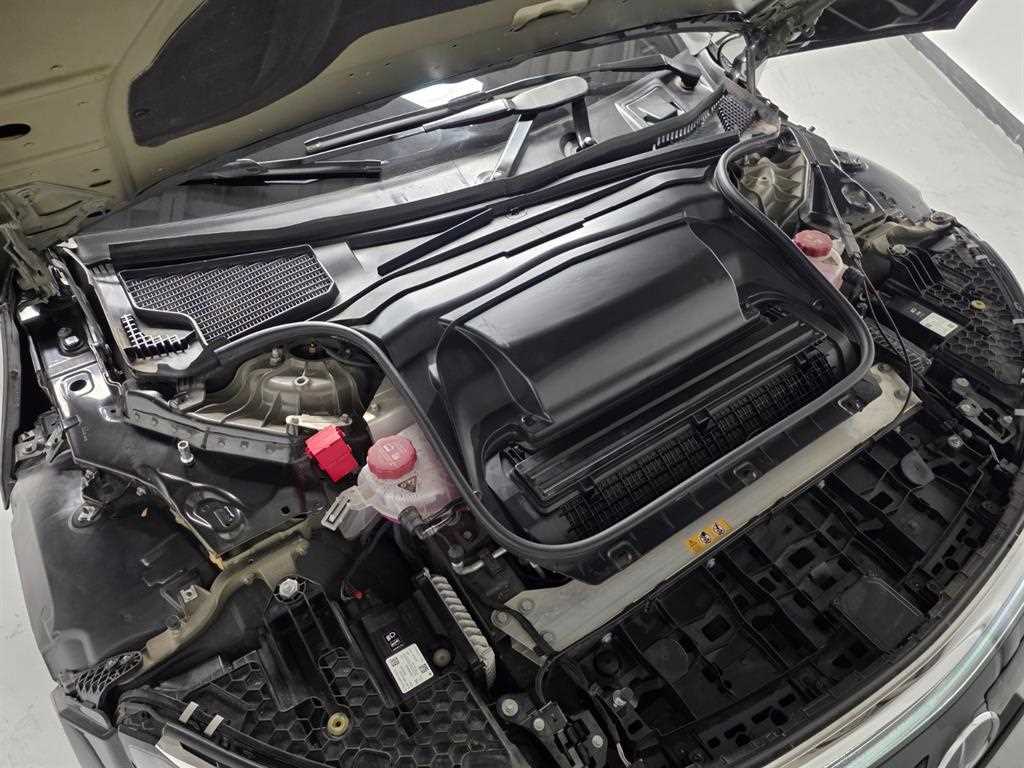 Mercedes Benz EQS - Vista 8