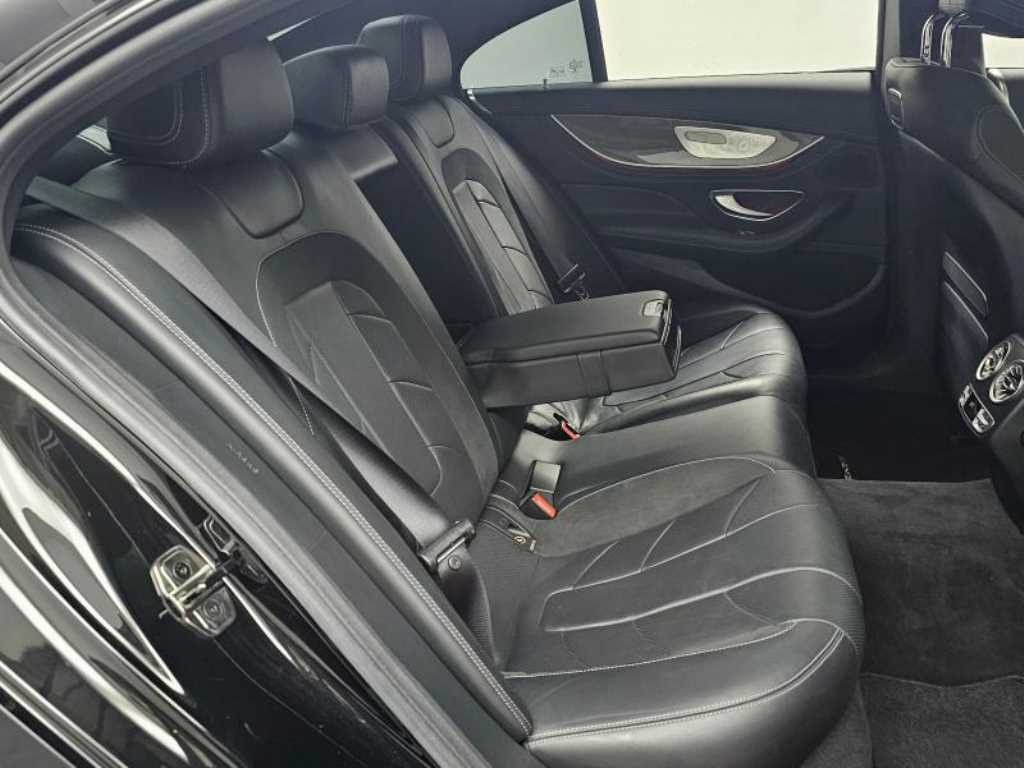 Mercedes Benz CLS Class - Vista 12