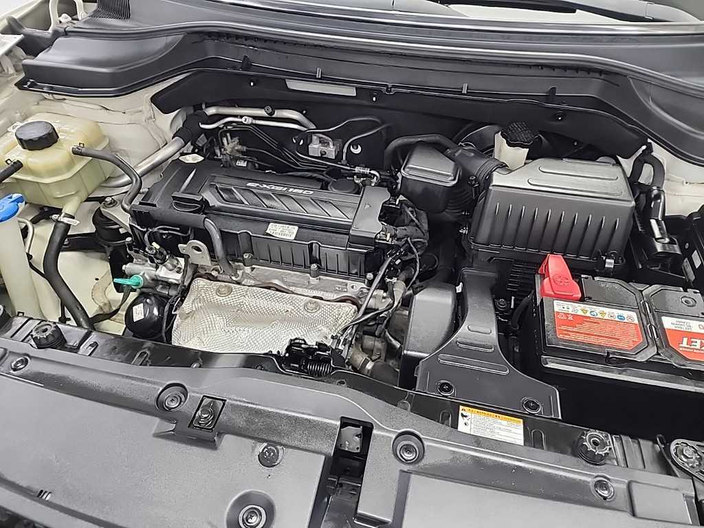 Ssangyong Tivoli - Vista 5