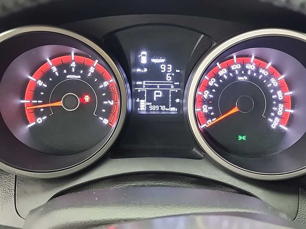 Ssangyong Tivoli - Vista 6