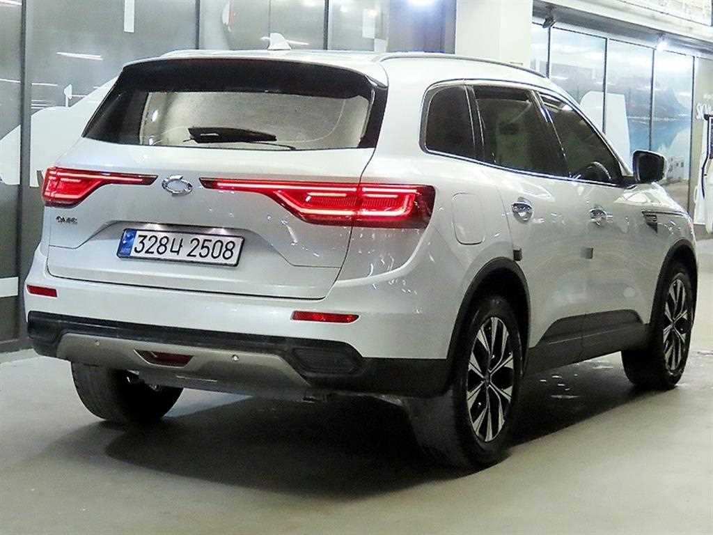 SAMSUNG QM6 - Vista 4