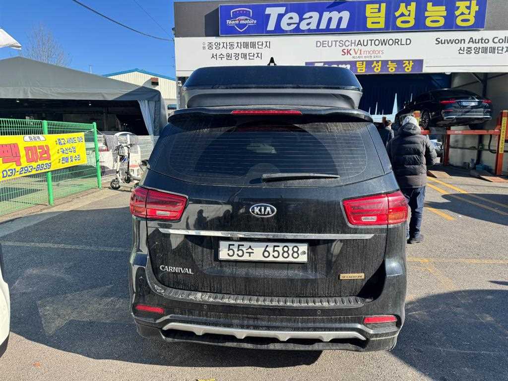 KIA Carnival - Vista 4