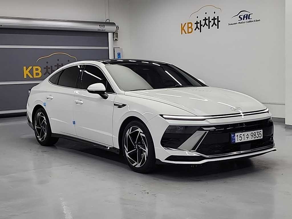 HYUNDAI Sonata - Vista 4