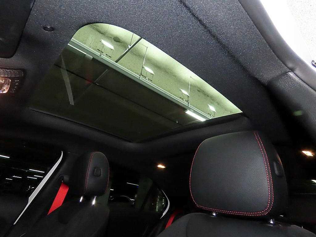 Mercedes Benz A Class 2023 Blanco - Importación desde Corea - HF Imports Iquique - Foto 17