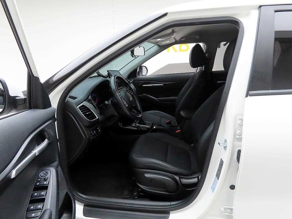 KIA Seltos 2023 Blanco - Importación desde Corea - HF Imports Iquique - Foto 13