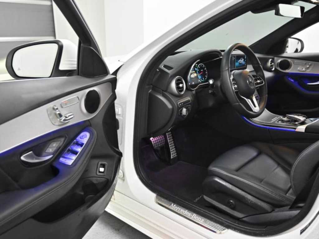 Mercedes Benz C Class - Vista 11