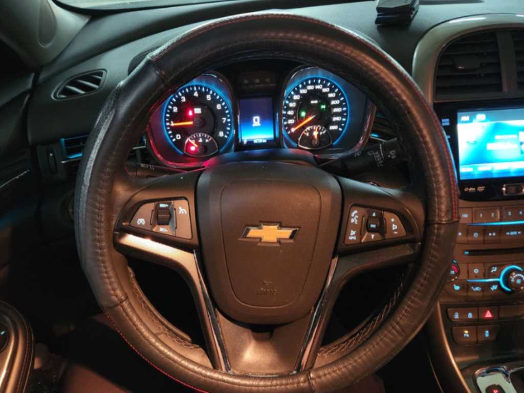 Chevrolet Malibu - Vista 8