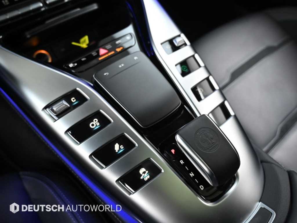 Mercedes Benz AMG GT - Vista 9