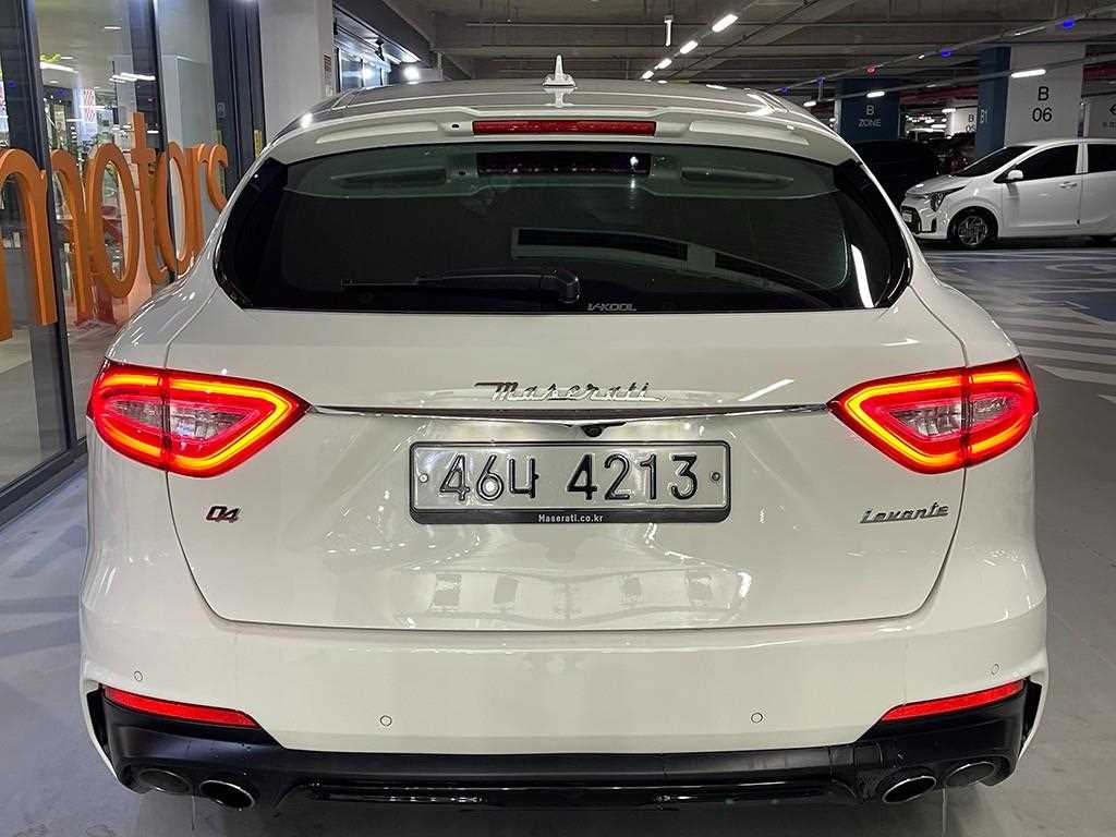 Maserati Levante - Vista 5