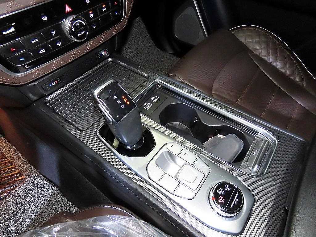 Ssangyong Rexton - Vista 12