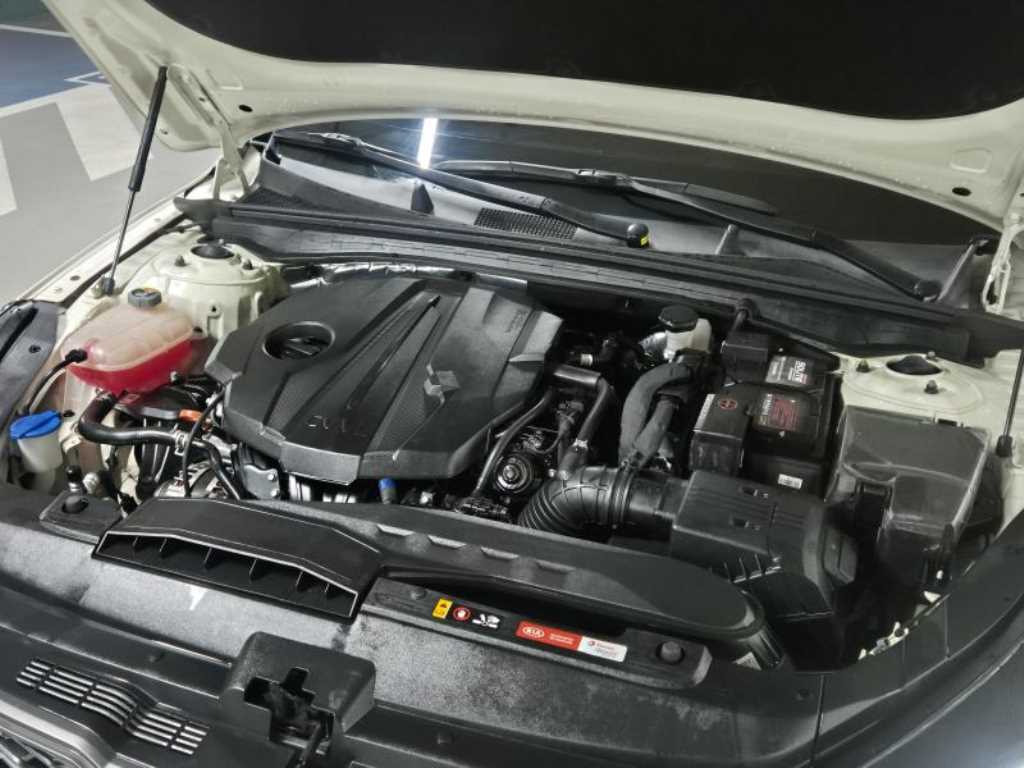 KIA K5 2021 Blanco - Importación desde Corea - HF Imports Iquique - Foto 17