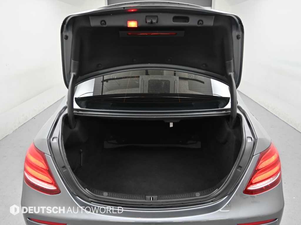 Mercedes Benz E class 2019 Gris - Importación desde Corea - HF Imports Iquique - Foto 20