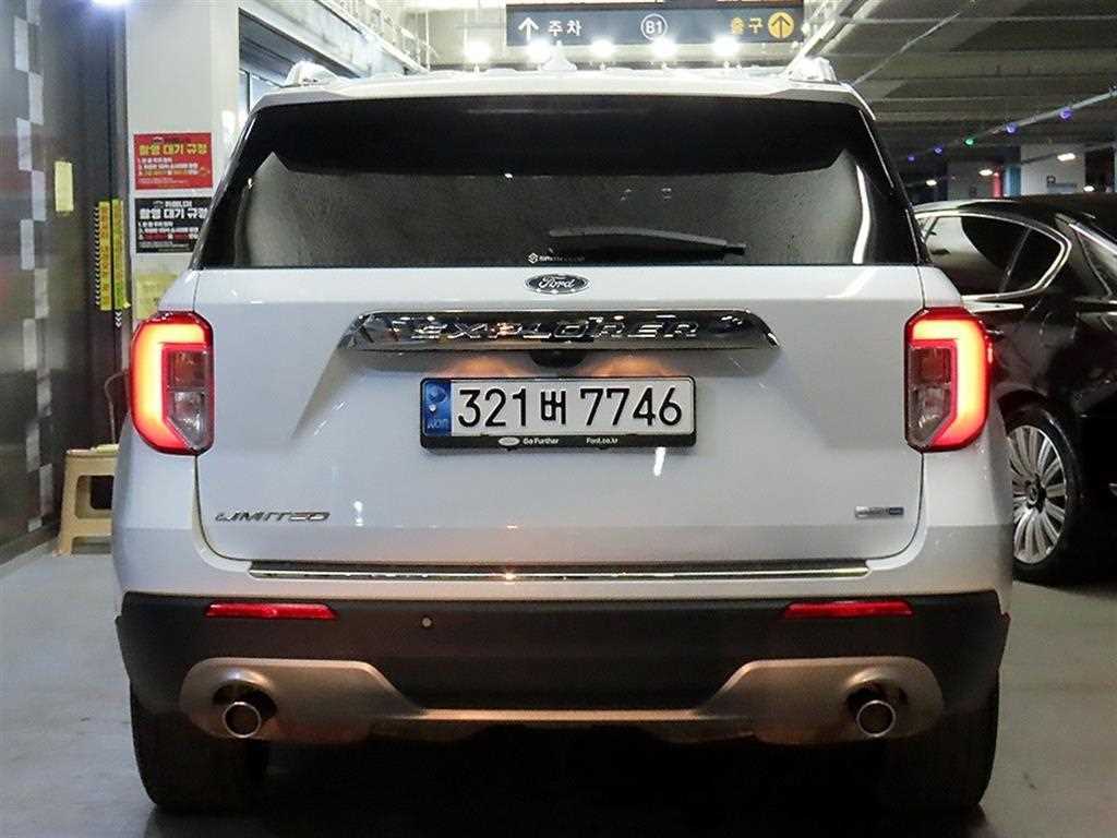 Ford Explorer - Vista 5