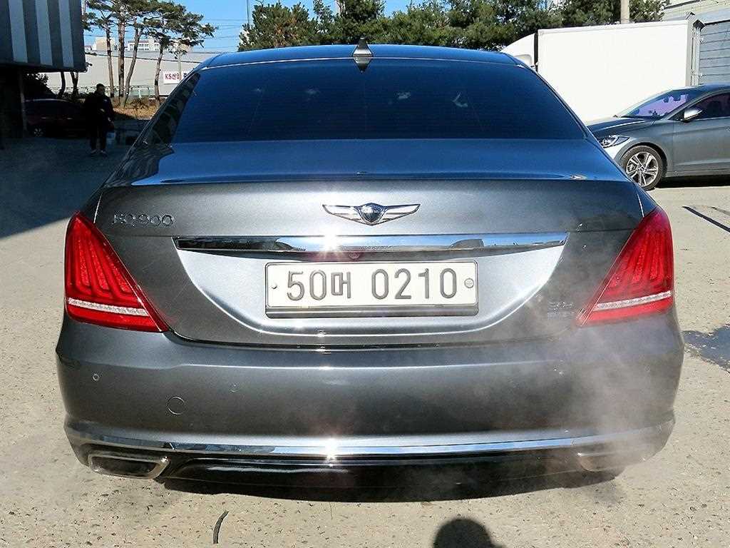 Genesis EQ900 - Vista 4