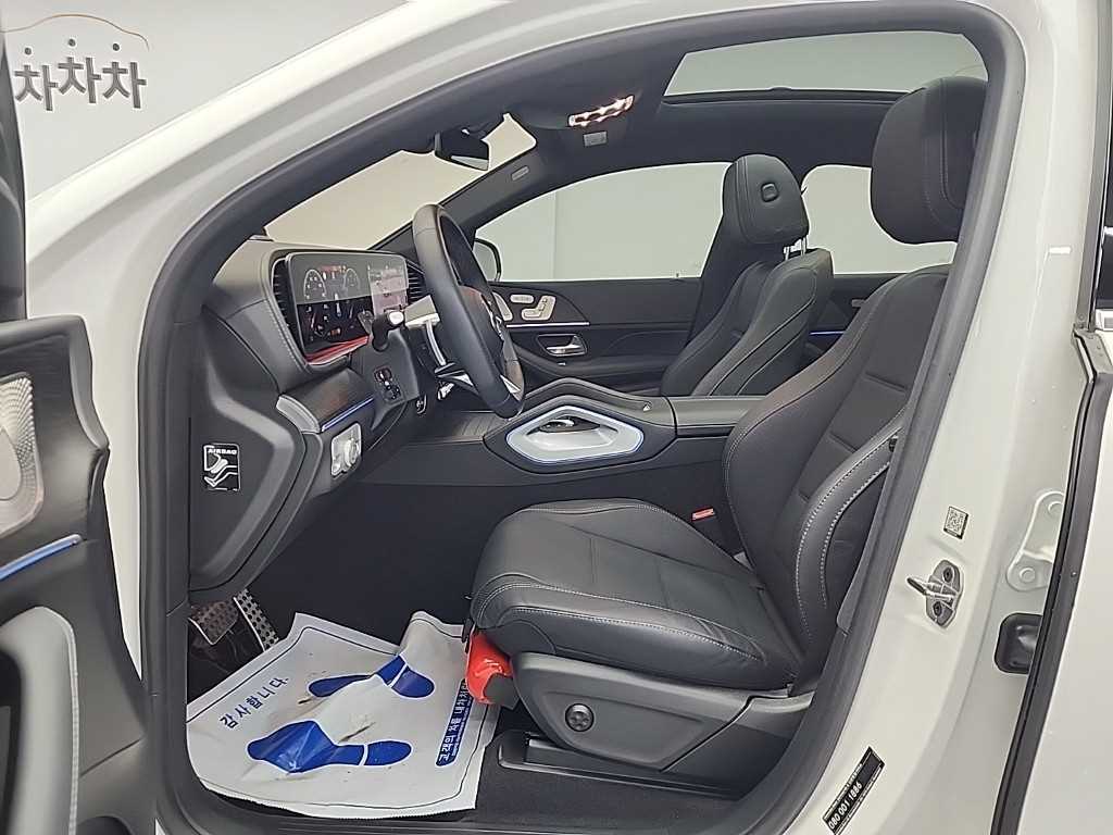 Mercedes Benz GLE Class - Vista 11