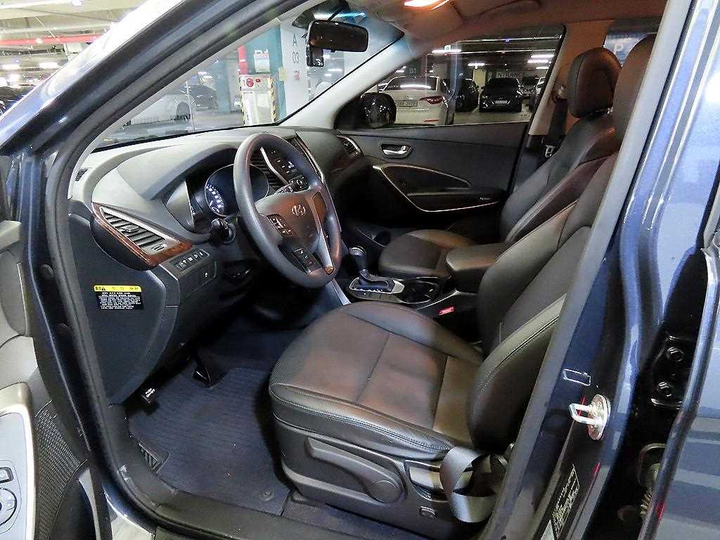 HYUNDAI Santa Fe - Vista 6