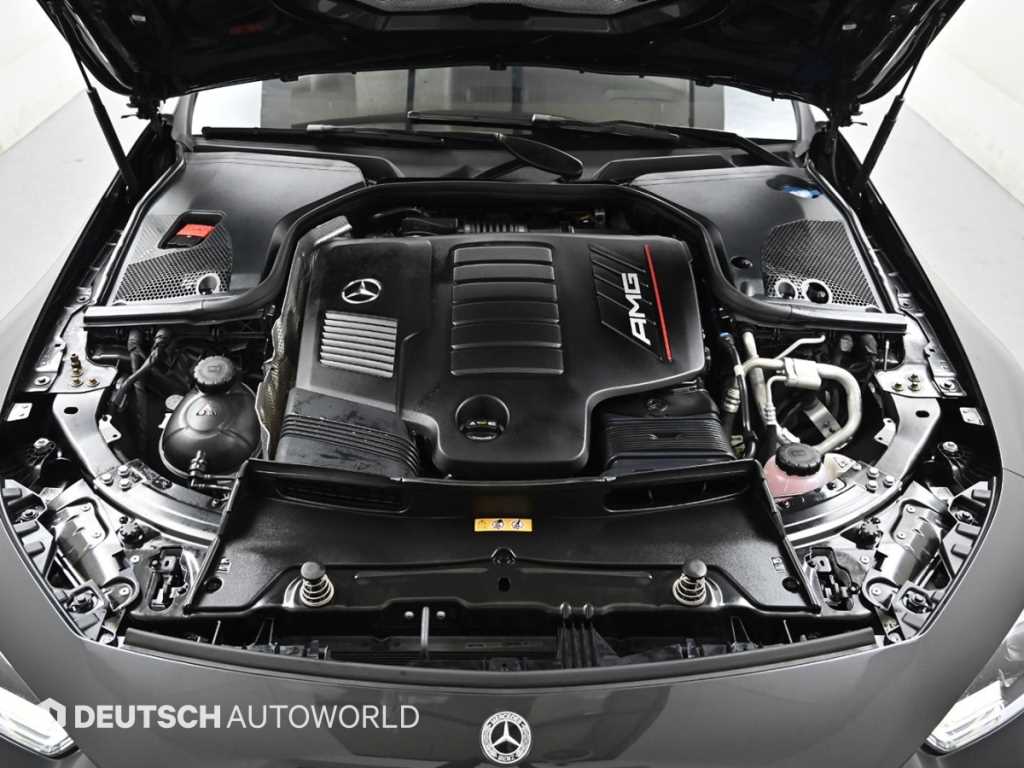 Mercedes Benz AMG GT - Vista 6