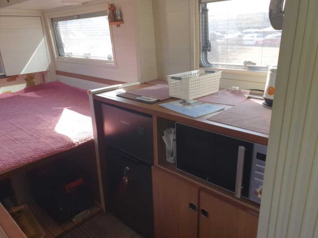 medium and large bus Hyundai bus - Vista 8