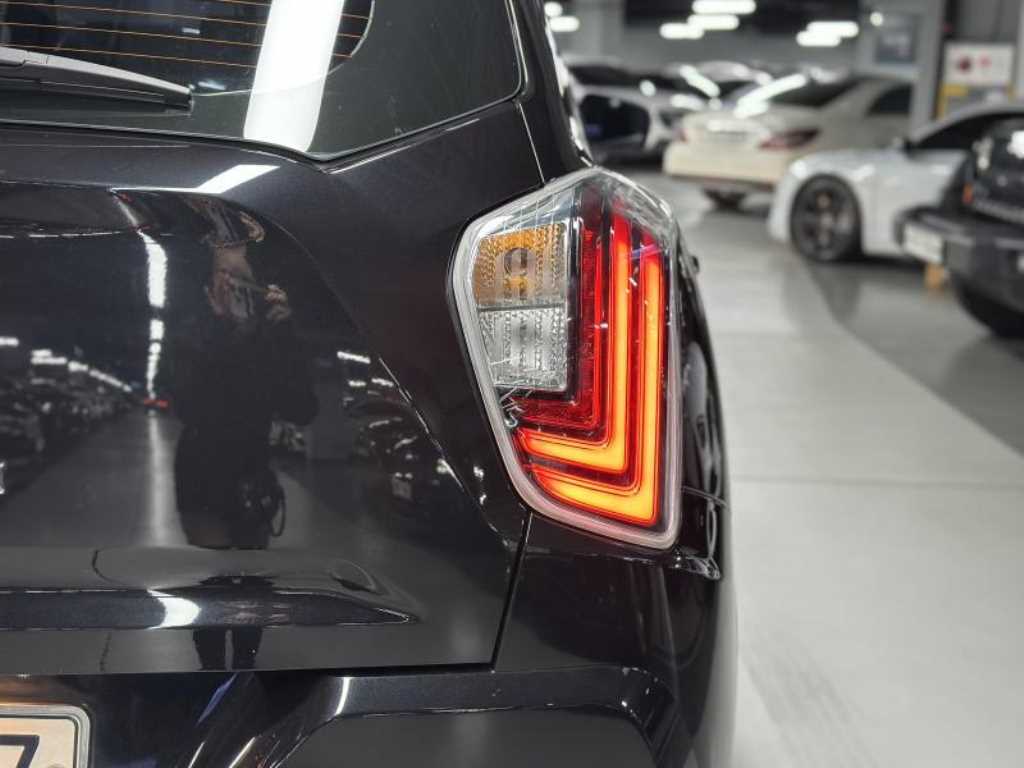 Ssangyong Tivoli 2020 Negro - Importación desde Corea - HF Imports Iquique - Foto 17