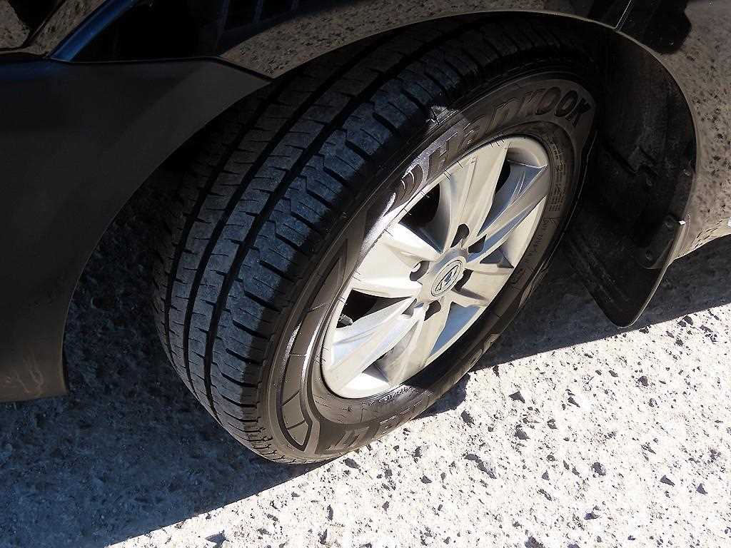 HYUNDAI Solati 2018 Negro - Importación desde Corea - HF Imports Iquique - Foto 20