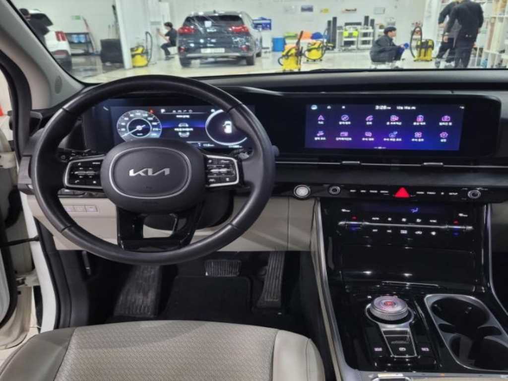 KIA Carnival - Vista 7