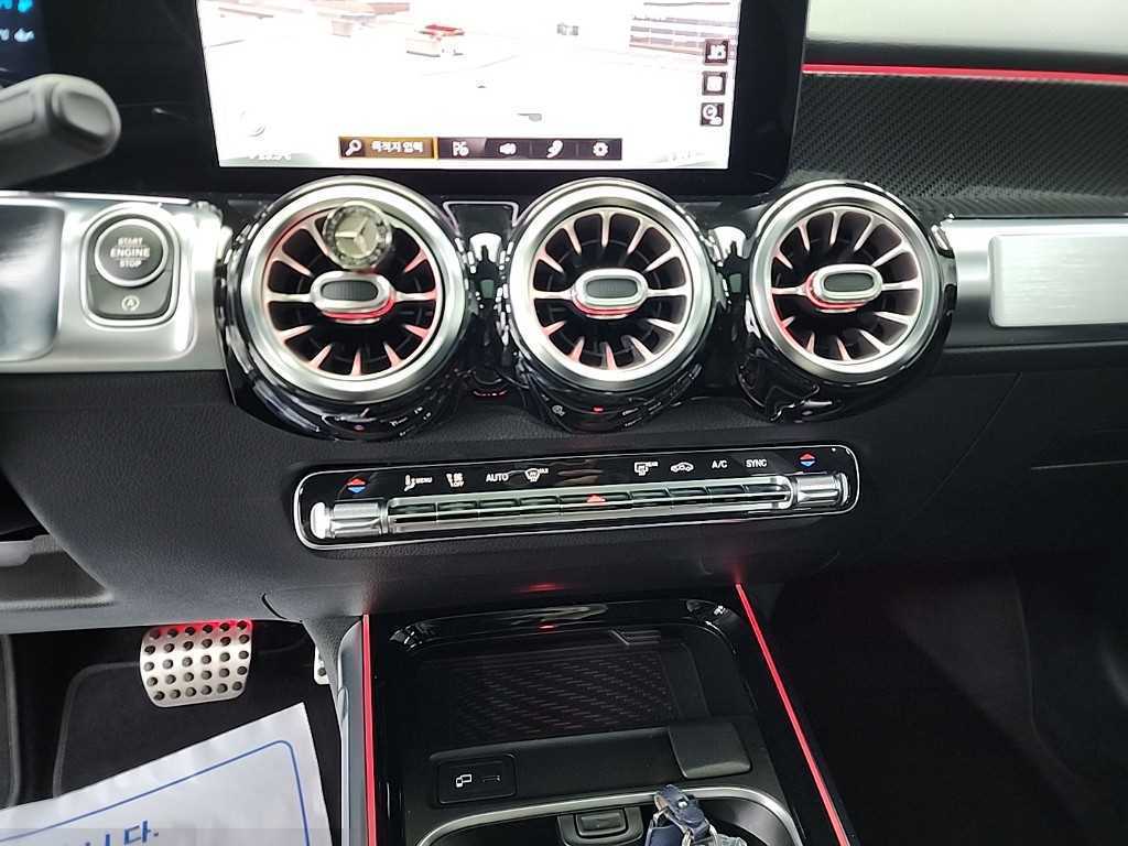 Mercedes Benz GLB Class - Vista 10