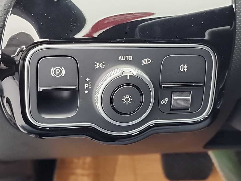 Mercedes Benz A Class 2025 Gris - Importación desde Corea - HF Imports Iquique - Foto 18