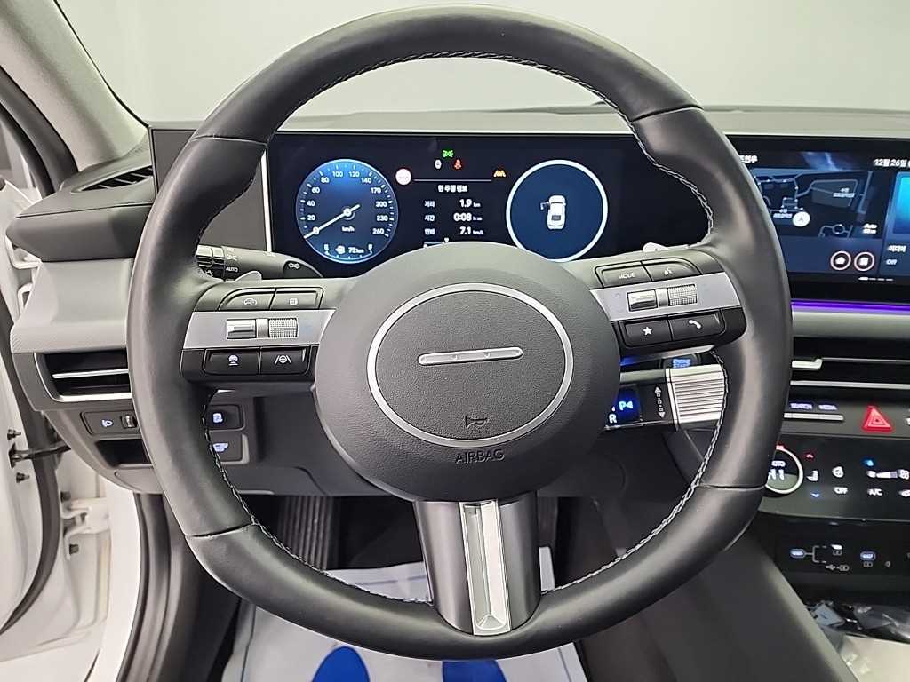 HYUNDAI Sonata - Vista 9