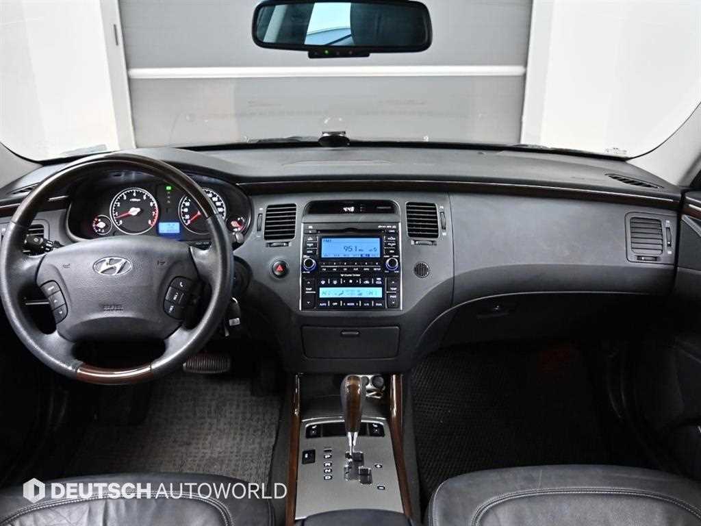 HYUNDAI Grandeur - Vista 7