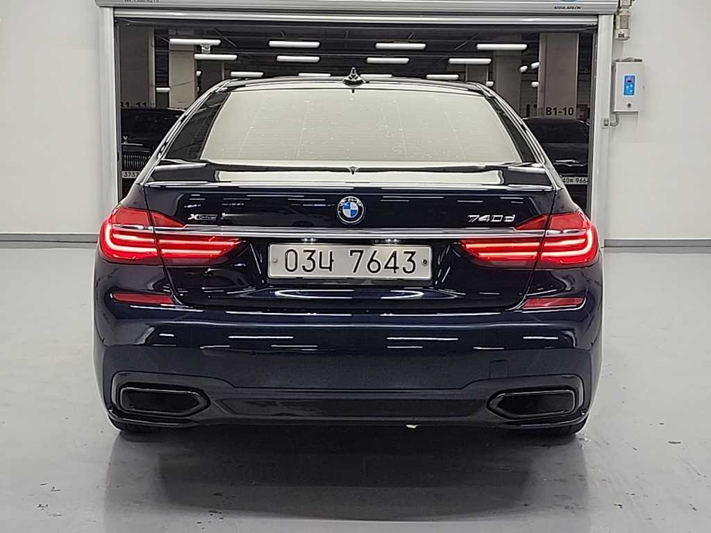 BMW 7 Series - Vista 4