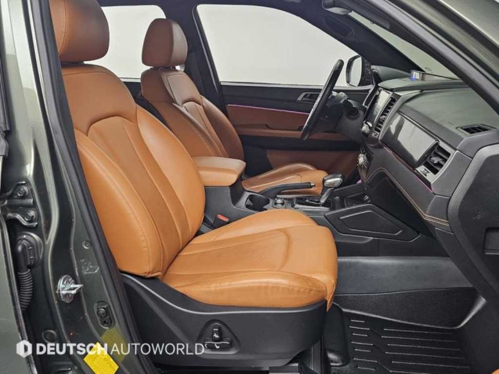 Ssangyong Rexton - Vista 10